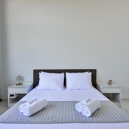 חאניה Loucerna Suites Chania מראה חיצוני תמונה